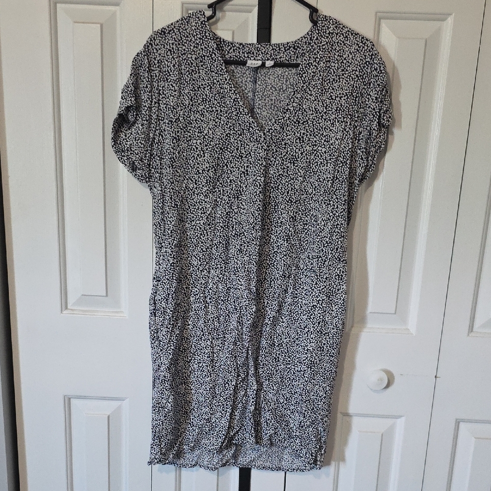 GAP Black and White Patterned Dress